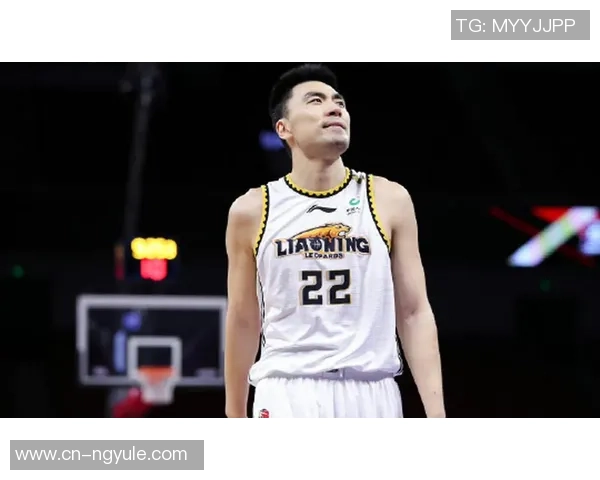 李晓旭：从篮球新星到职业生涯的辉煌转折与成长历程探讨